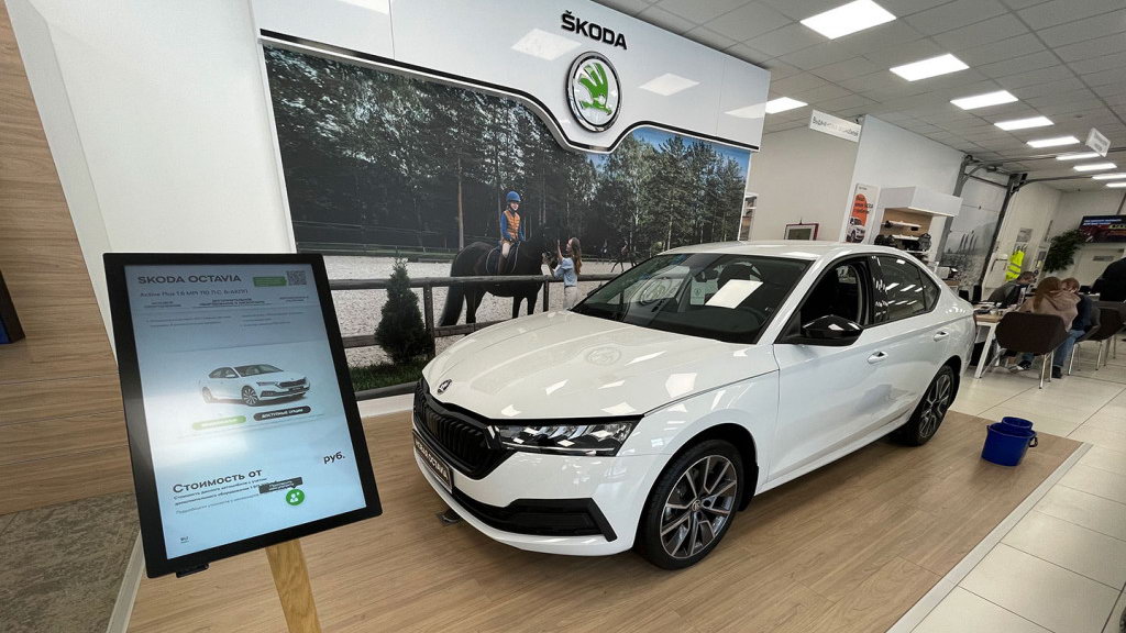 Скоро не буде нічого: у російських дилерів закінчуються автомобілі